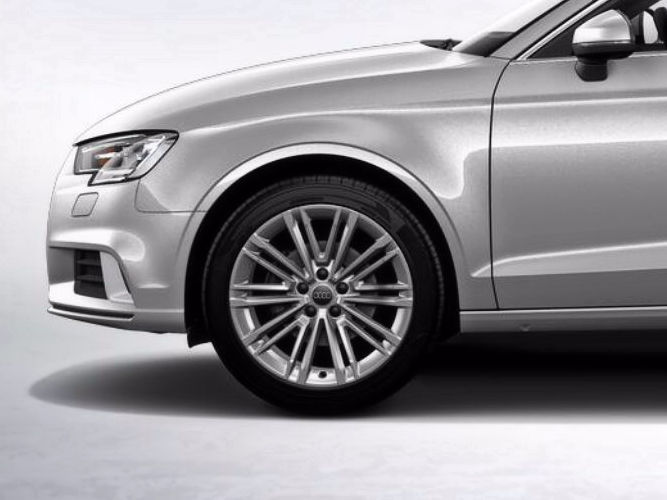 10-eget V-design (8J x 18"), Audi Sport