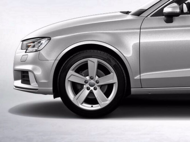 5-eget dynamisk design (8J x 18"), Audi Sport