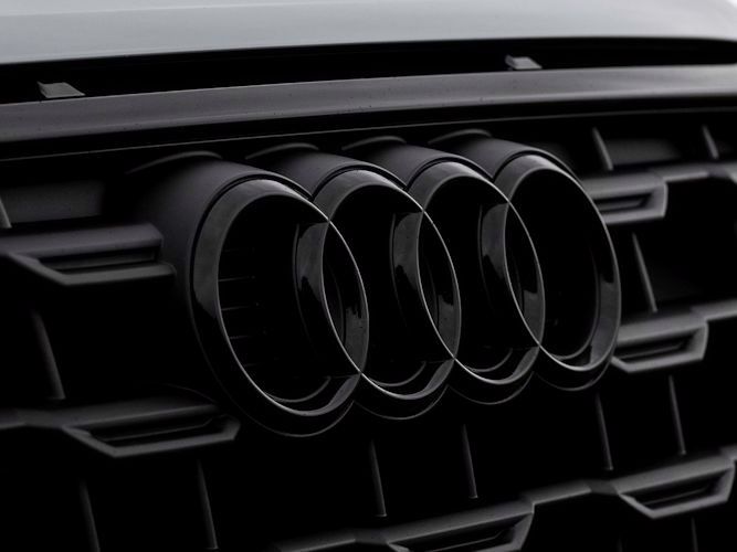 Audi ringe i sort højglans til kølergrill