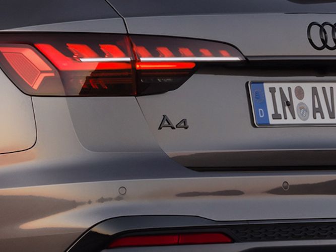 A4 logo i sort højglans til bagklap